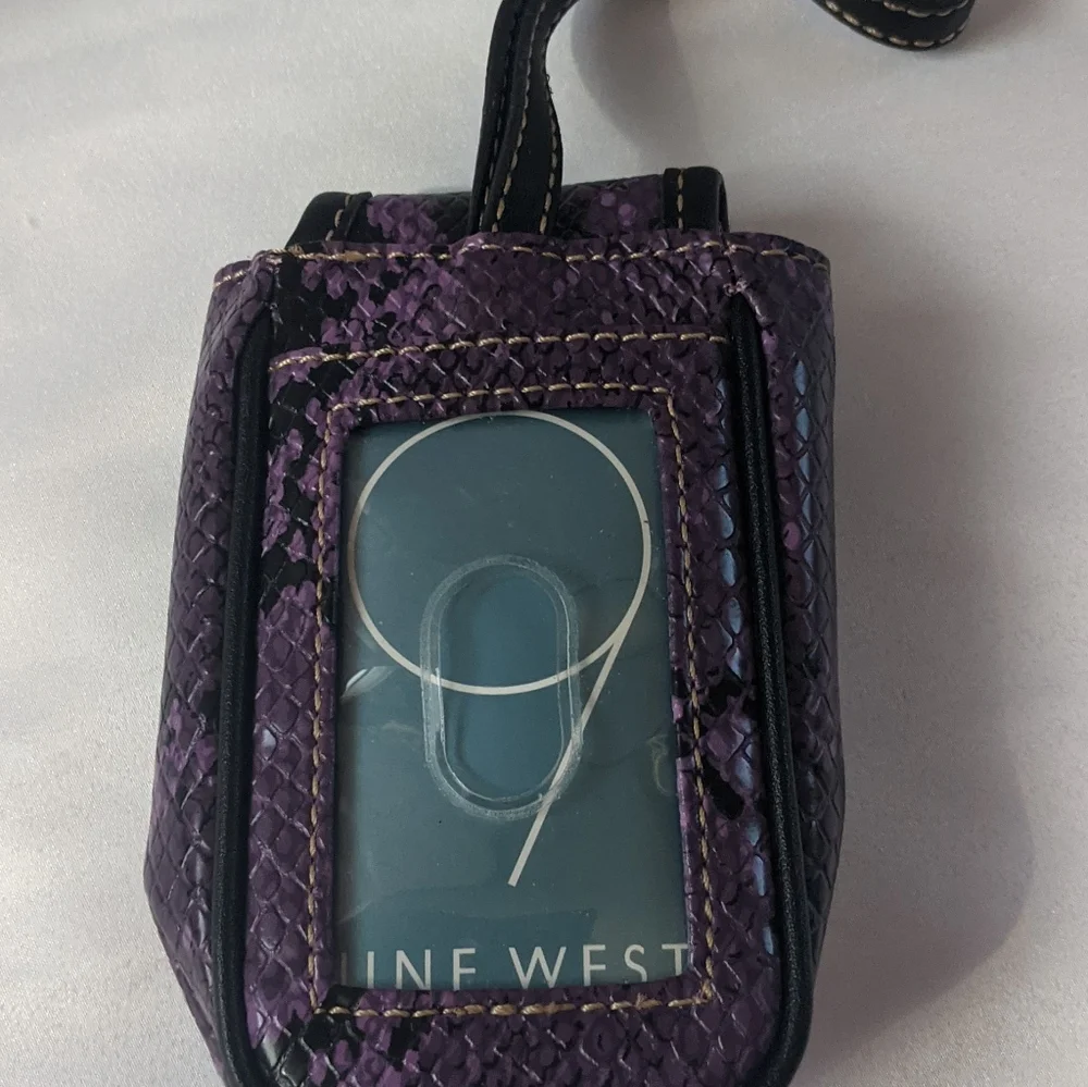 Nine West Purse & Accessories - Picture 7 of 12